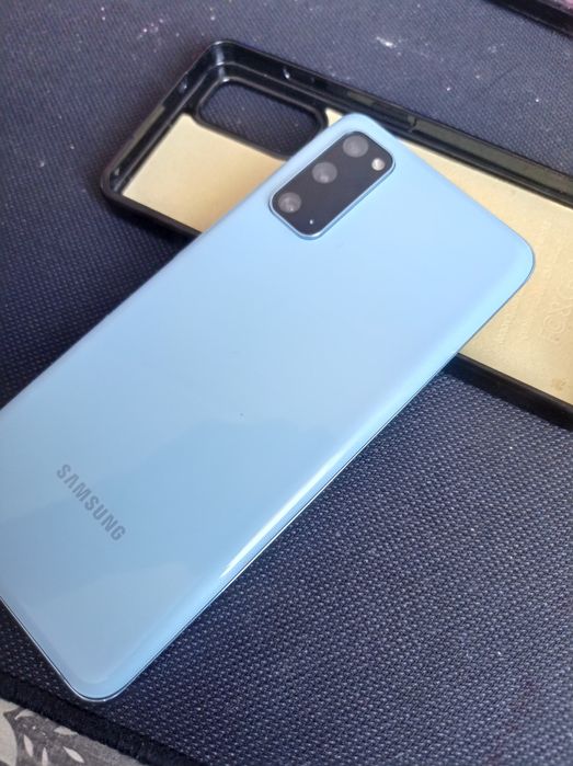 Samsung s20 128gb  обмен