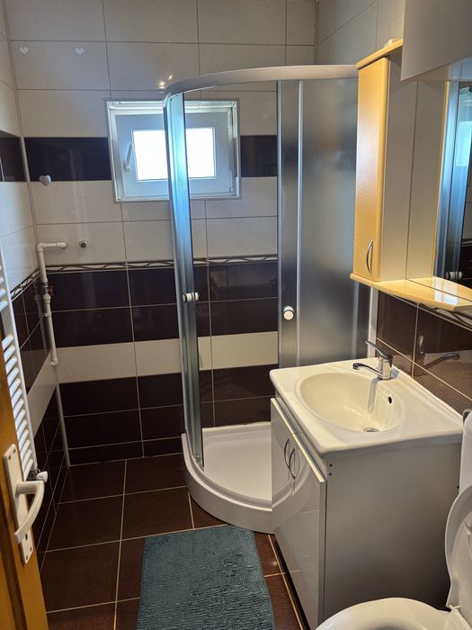 Vand apartament 2 camere