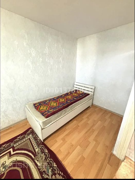 Продается односпальная кровать.