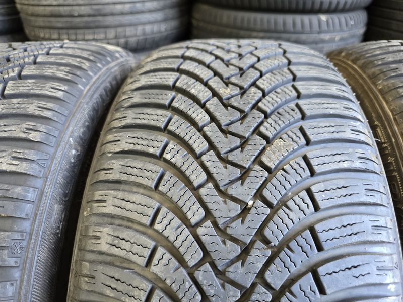 215/45/17 Falken 4бр