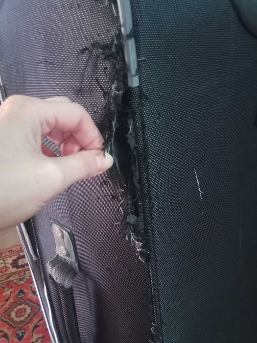 Чемодан 75см с минусом