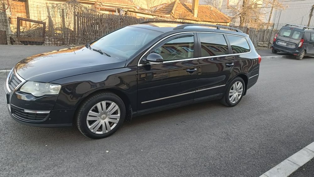 Vând Volkswagen Passat
