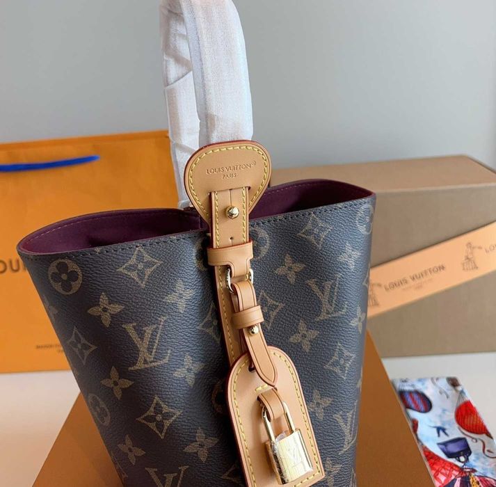 Дамска чанта Louis Vuitton