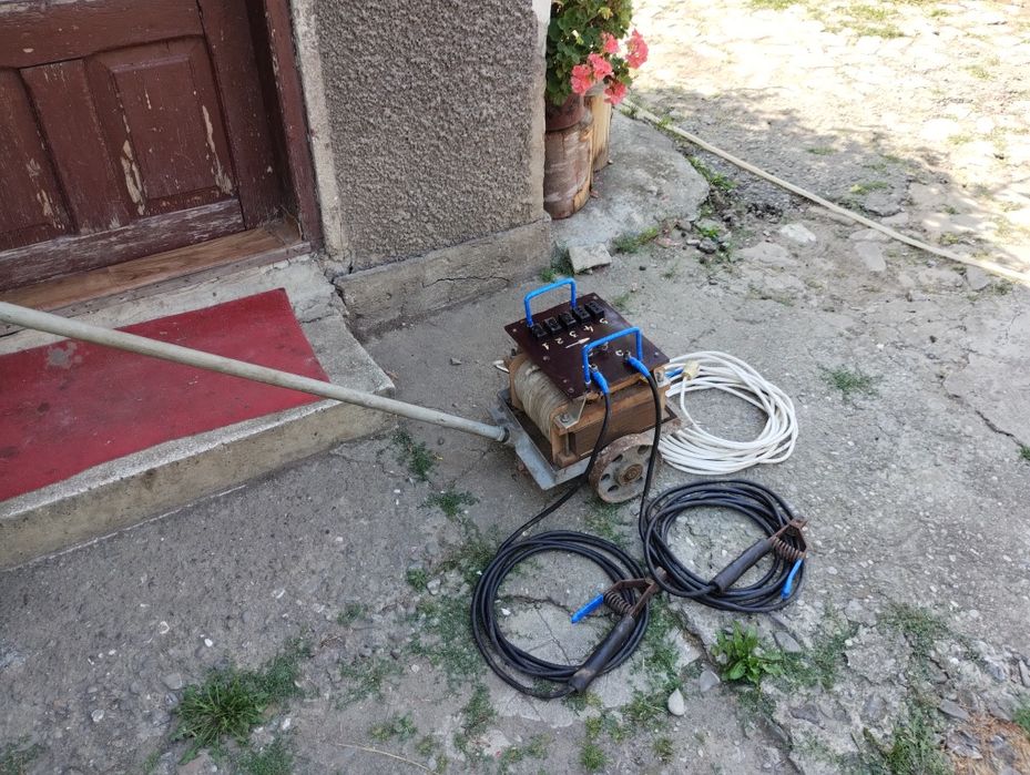 Stabilizator tensiune tip Rst-200 utilizat