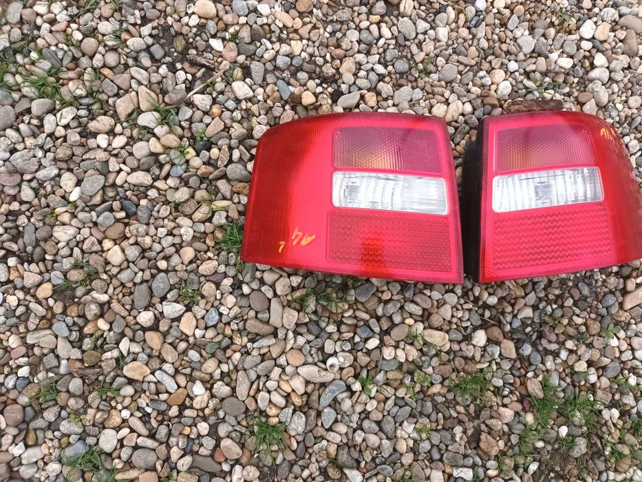 ляв и десен стоп за ауди а6 ц5 комби AUDI A6 C5