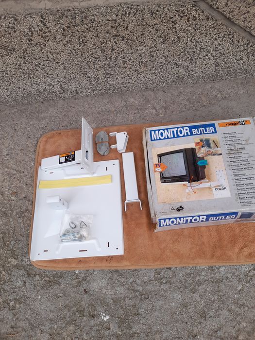 Стойка за телевизор