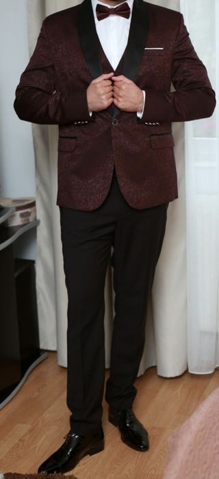 Costum mire Valemar visiniu/negru măr.54 – ca nou, husă