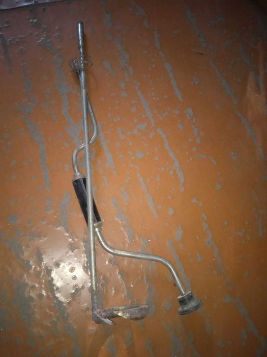 Ледоруб для зимней рыбалки.