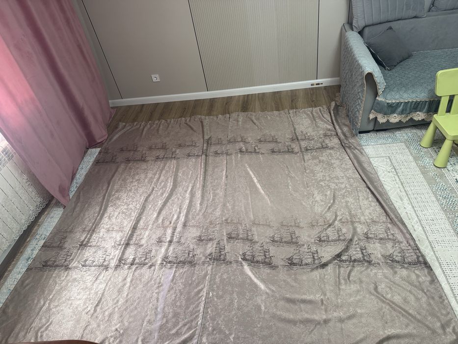 Продам шторы в хорошем состоянии