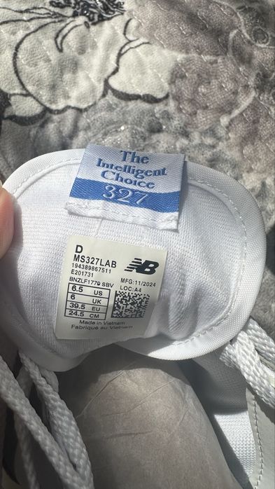 Кроссовки New balance 327