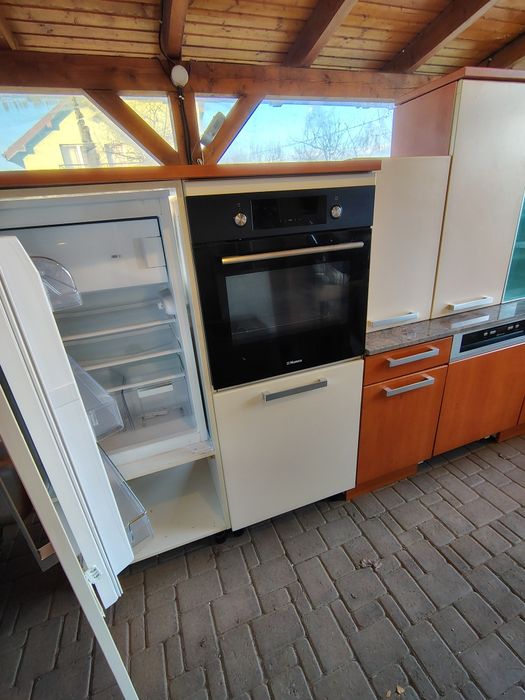 Mobila bucătărie DanKüche cu electrocasnice Neff/Bauknecht