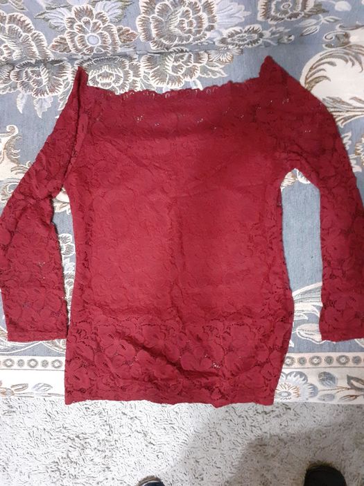 Кофточка гепюровая