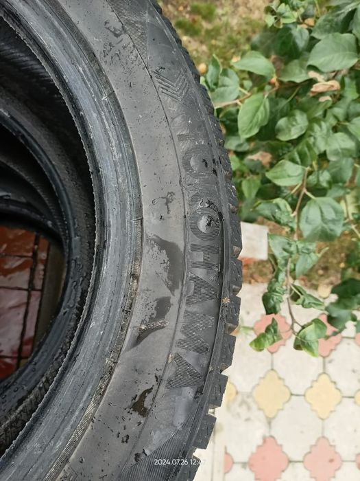 продам зимнюю резину 245×55×19