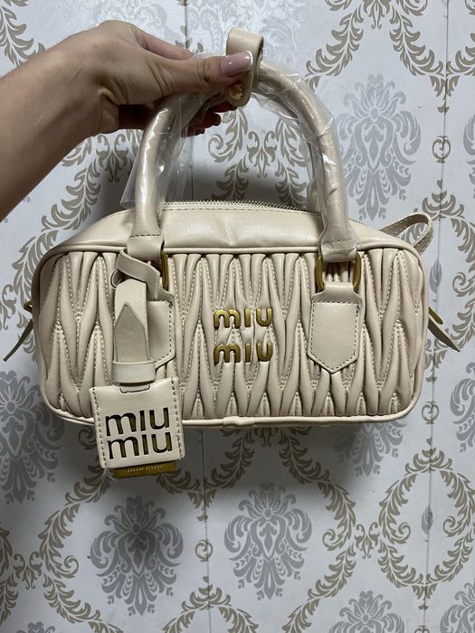 Сумка miumiu новая