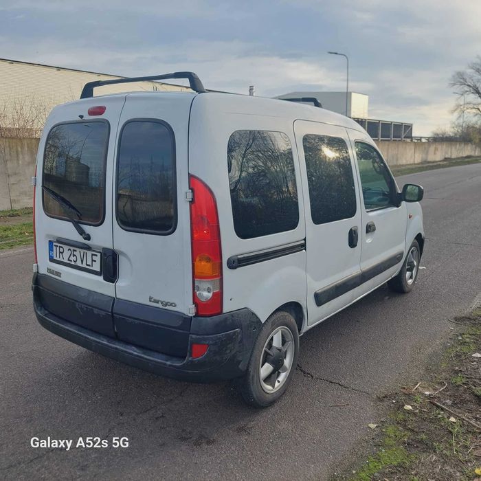 Vand renault kangoo 1.5 dci