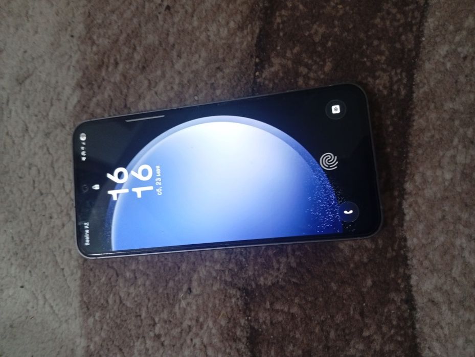 Продам Самсунг S23 fe 128