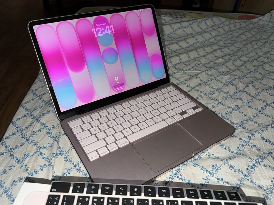 MacBook Neo 13” — 8/256 GB