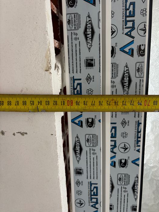 Продавам 3 броя алуминиеви врати!!!