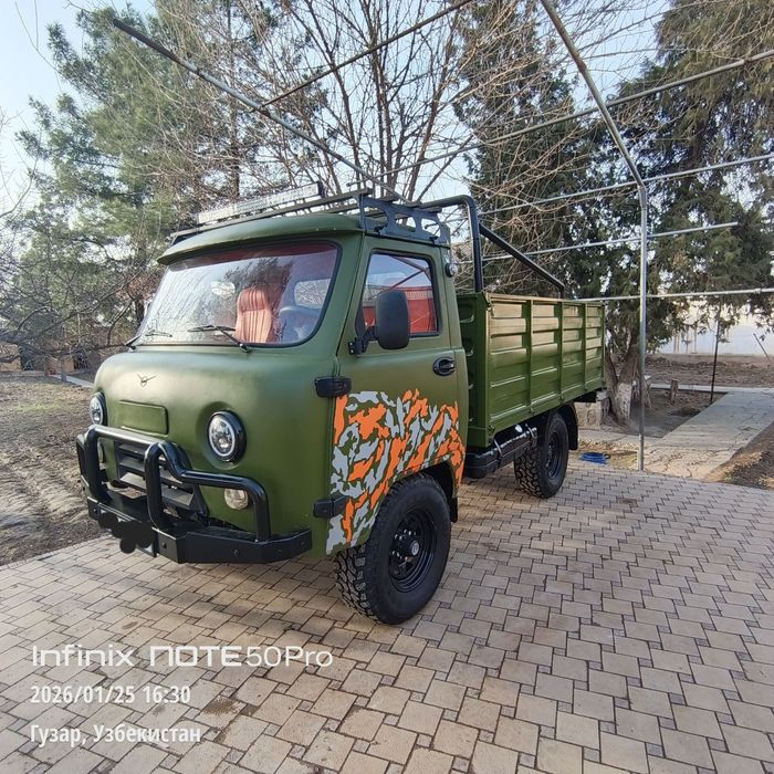 Uaz 3303 tentli sotiladi 10000$ narxini kelishamiz.