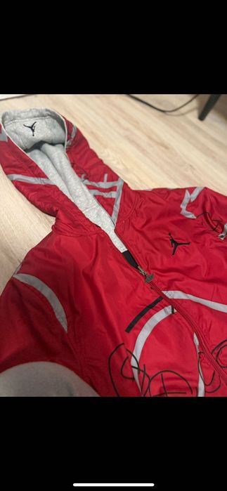 Яке Jordan мъжко две лица