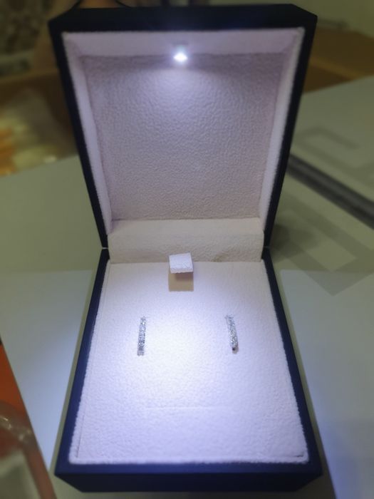 Продается бриллиант муассанит