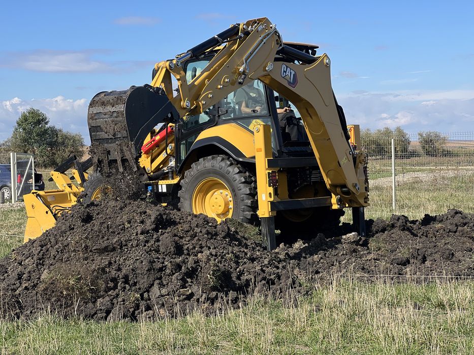 De închiriat Buldoexcavator, Excavator