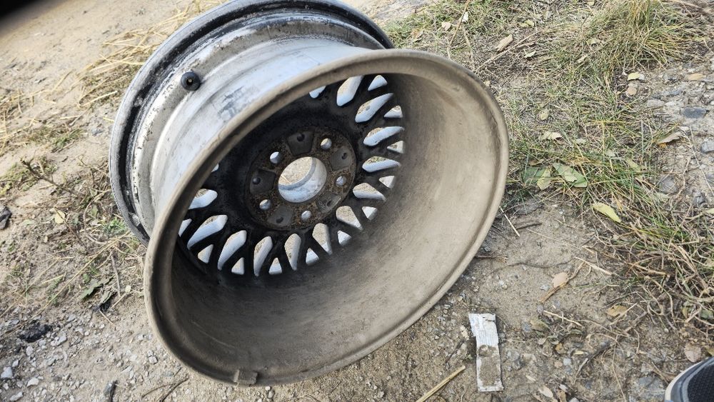 Продам диски R 15 5x112