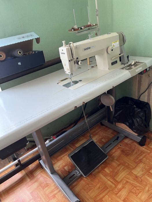 Продам Швейные машинки
