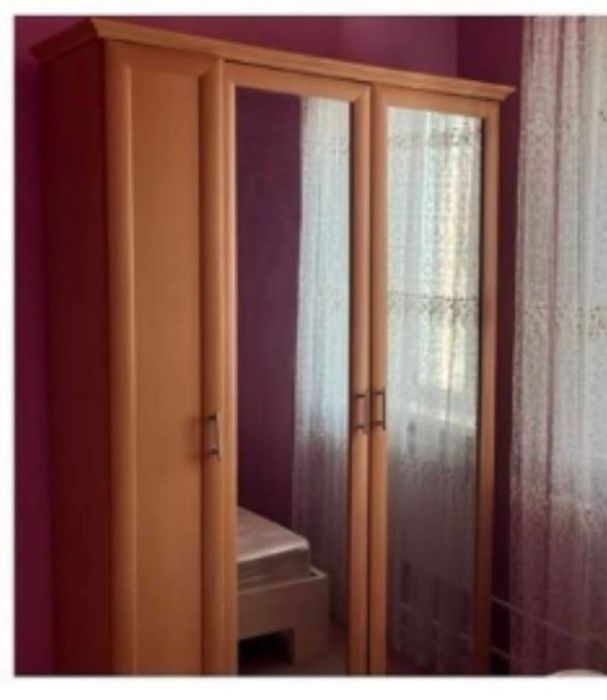 Продам платиной шкаф