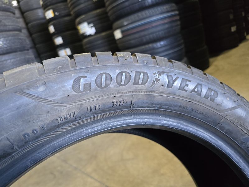235/50/20 GOODYEAR 4бр