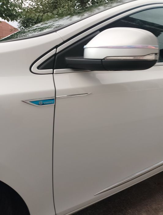 Proprietar vând Volvo V40 D3 an 2018 150 cp stare perfectă de funcțion