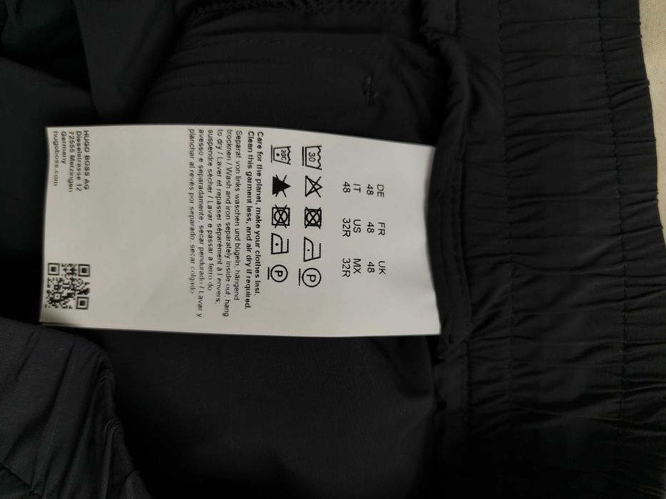 Hugo Boss - Оригинални мъжки шорти р-р М