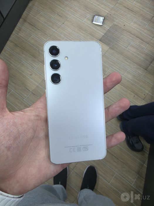 S24 256gb DUAL sotiladi korobkalik