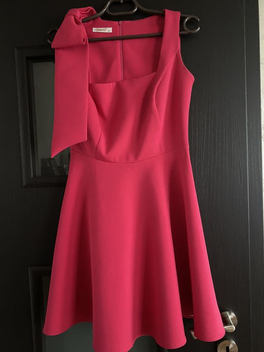 Дамска официална рокля