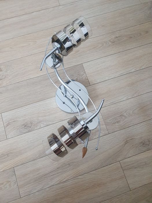 Продам люстру в хорошем состоянии!