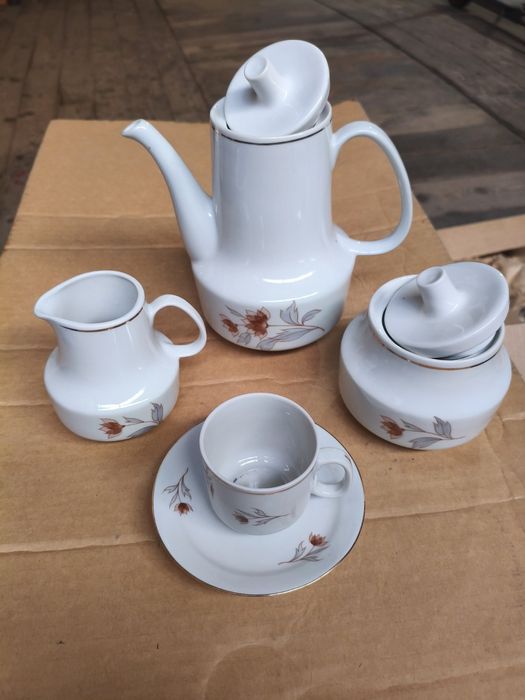 Порцеланов сервиз за кафе