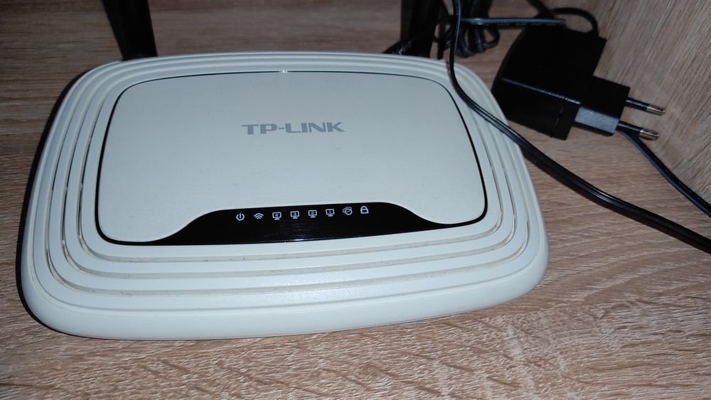 Router TP LINK, 300 mbps