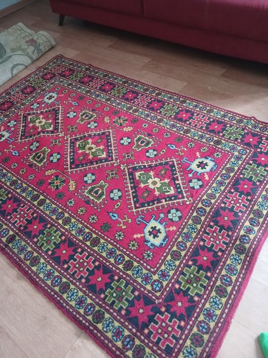 Продам ковры срочно