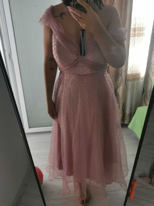 Rochie nuntă purtata o singura data