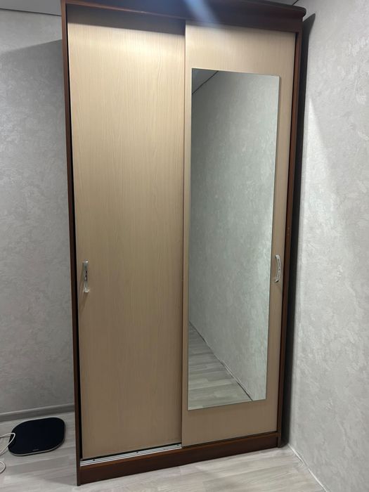 Продам шкаф за 10 000