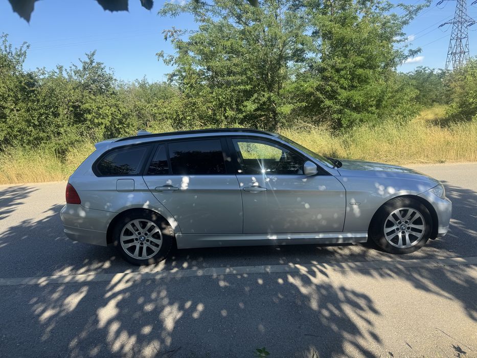 BMW 3 Series 2010 — imagine 5