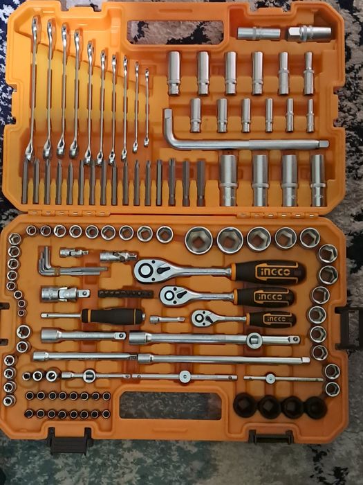 Продам набор ключей качество хорошее