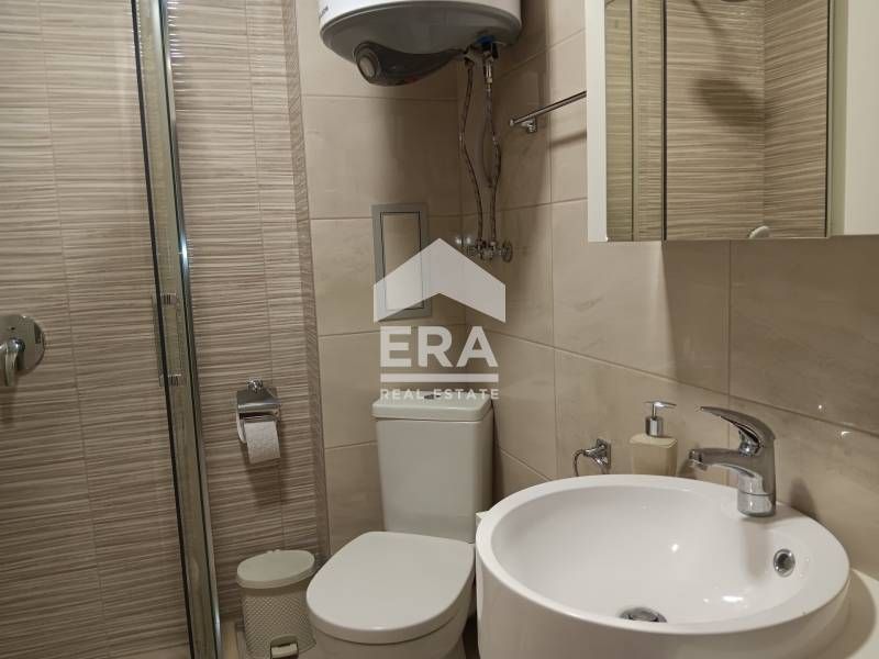 Дава се под наем Двустаен апартамент в Варна, Изгрев - 60 кв.м за 648.21 € - Снимка #10