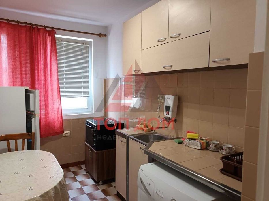 Дава се под наем Двустаен апартамент в Варна, Център - 50 кв.м за 357 € - Снимка #2