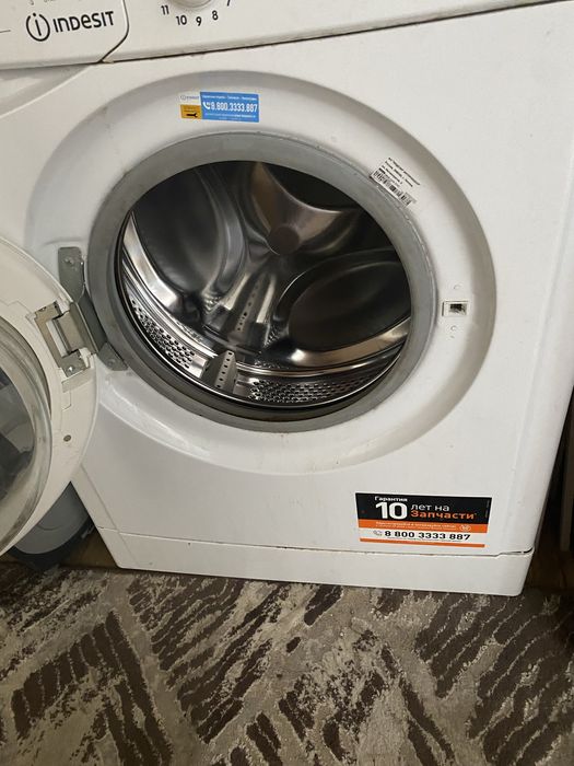 Стиральная машинка  Indesit