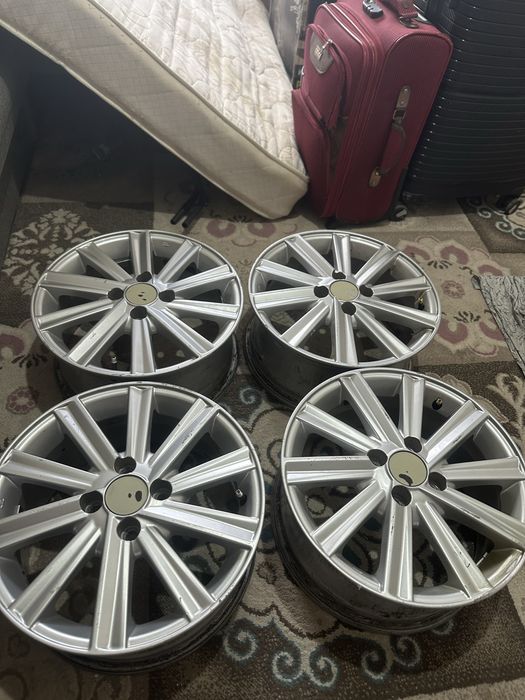 Продам камрики диска R15