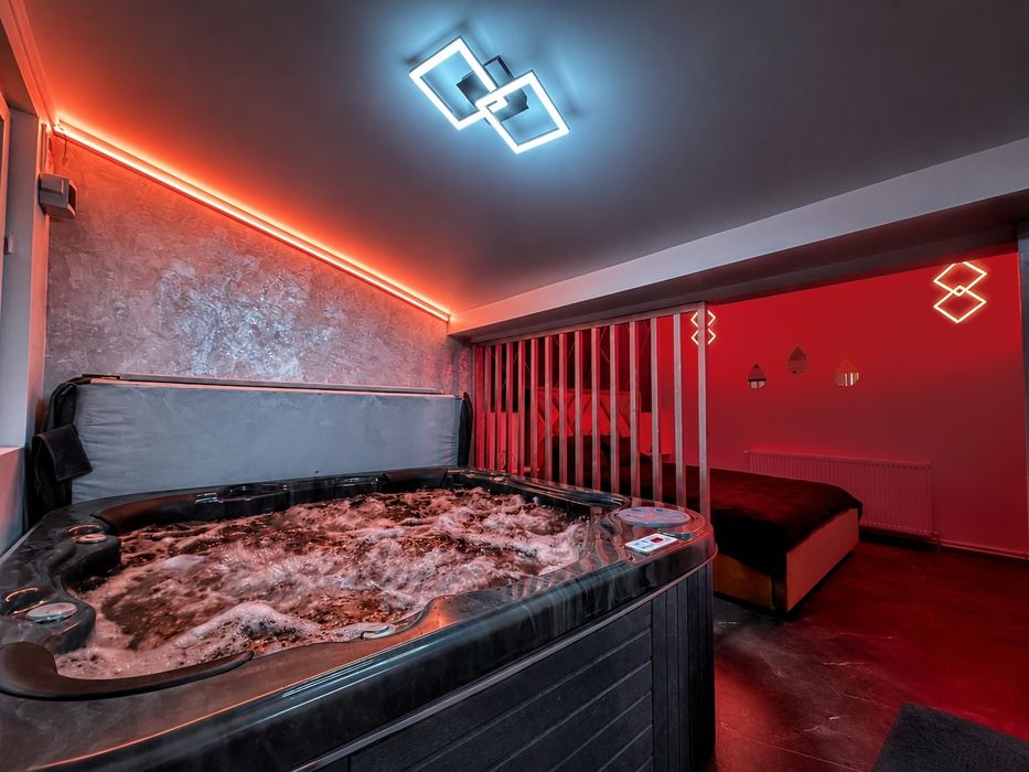 Cazare Apartamente 2 Camere de Lux si Jacuzzi Central Regim Hotelier