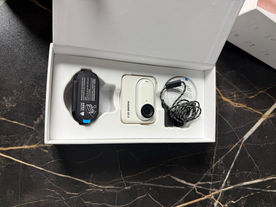 Продаю Инста360 камеру новая