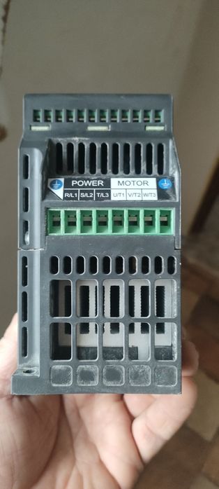 Частотный преобразователь ESQ A500