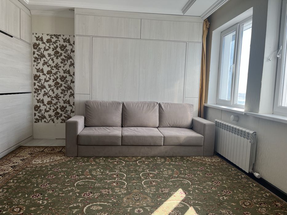 Квартира 40 кв, Времена года